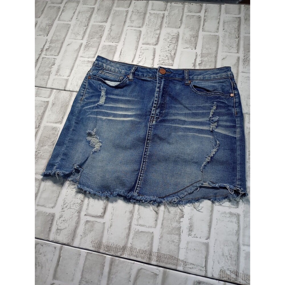 Indigo Rein Juniors Size 13 Distressed Denim Mini Skirt - Picture 5 of 9